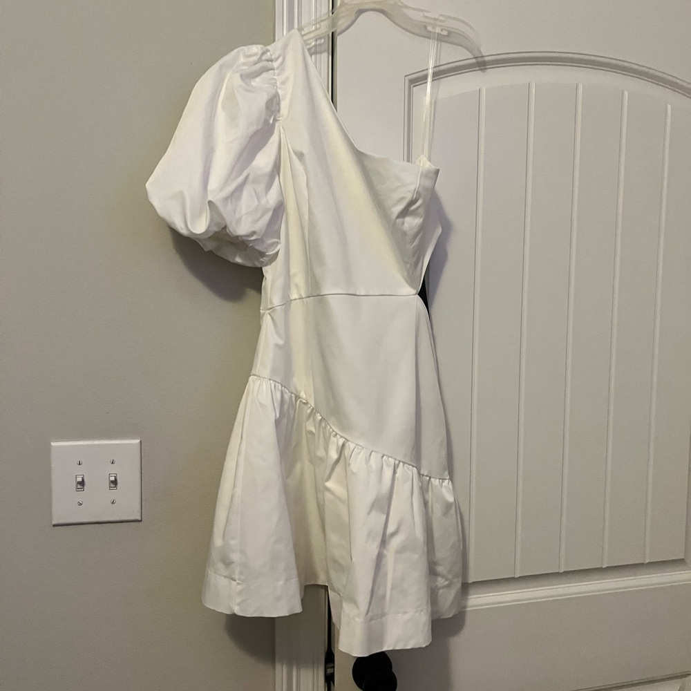 Brand new dress with the tag still on! Never worn!